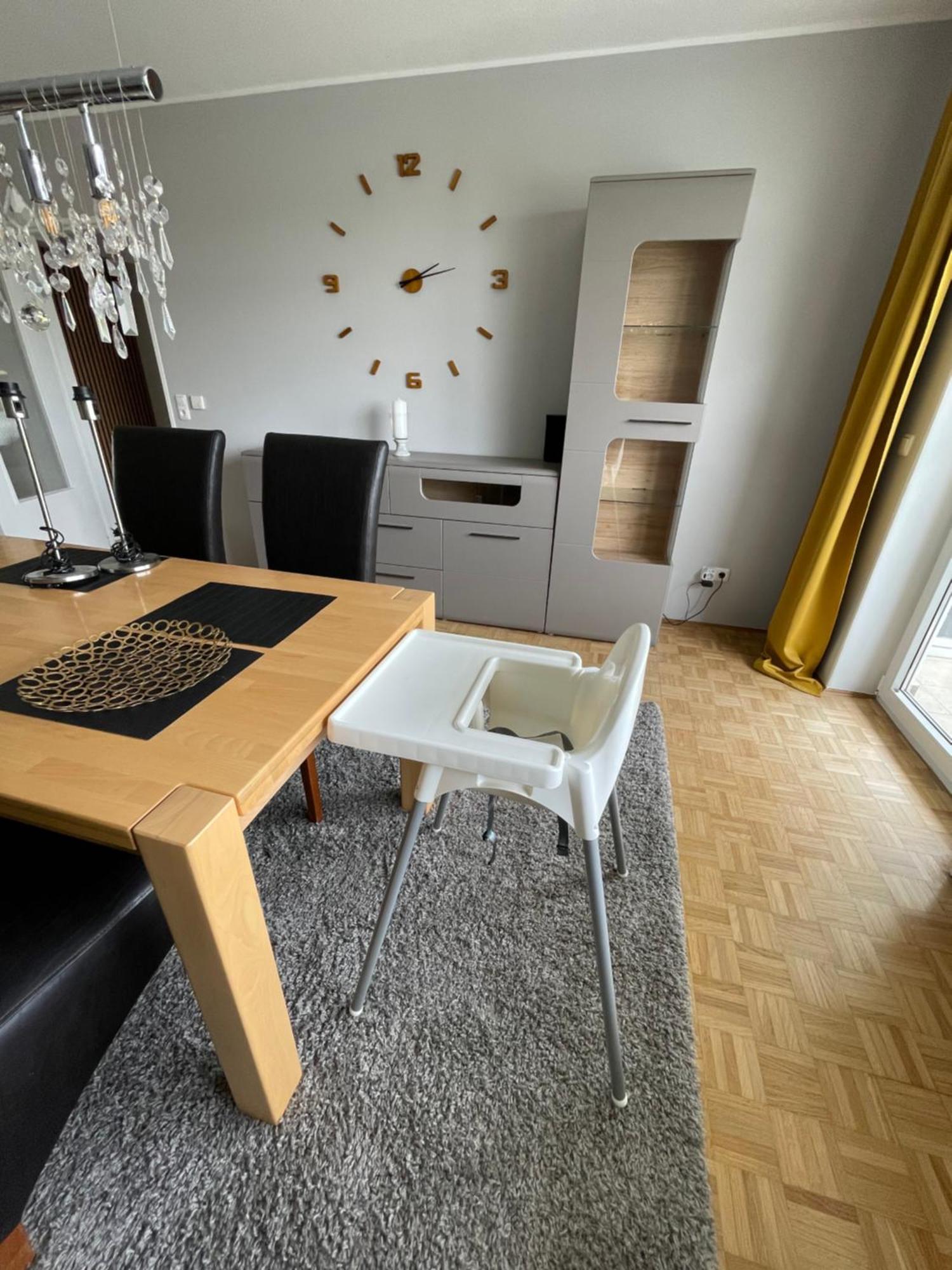 Me Homes - Grosse Moderne Designer-Wohnung Fuer Urlaub Und Business - Mit Kueche, Buero, Balkon Und 2 Parkplaetzen Bayreuth Bagian luar foto